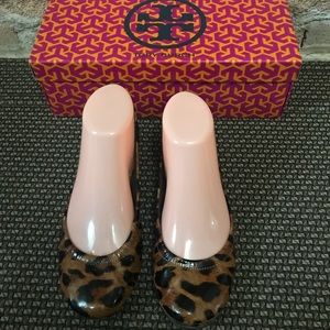 Tory Burch leopard flats size 7